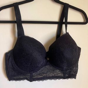 Daisy Fuentes Intimates Full Figure Long Line Bra Shocking black Size 40C